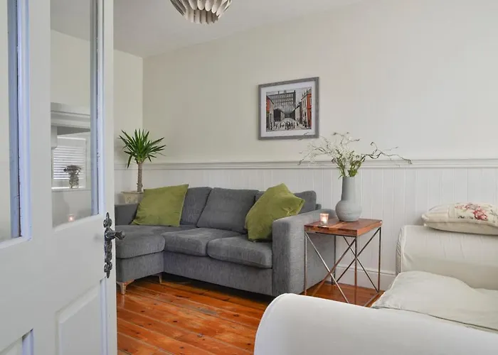 Courtyard 度假居 *